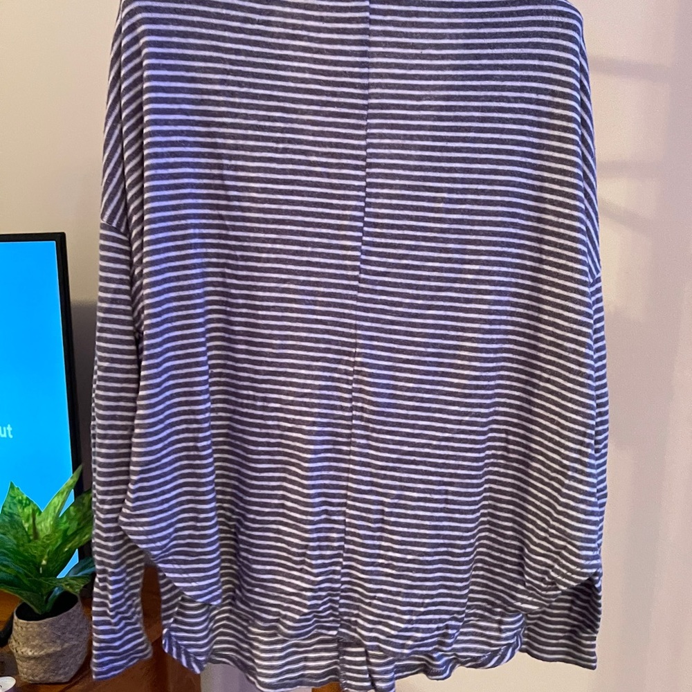 gray button down top - Picture 3 of 3